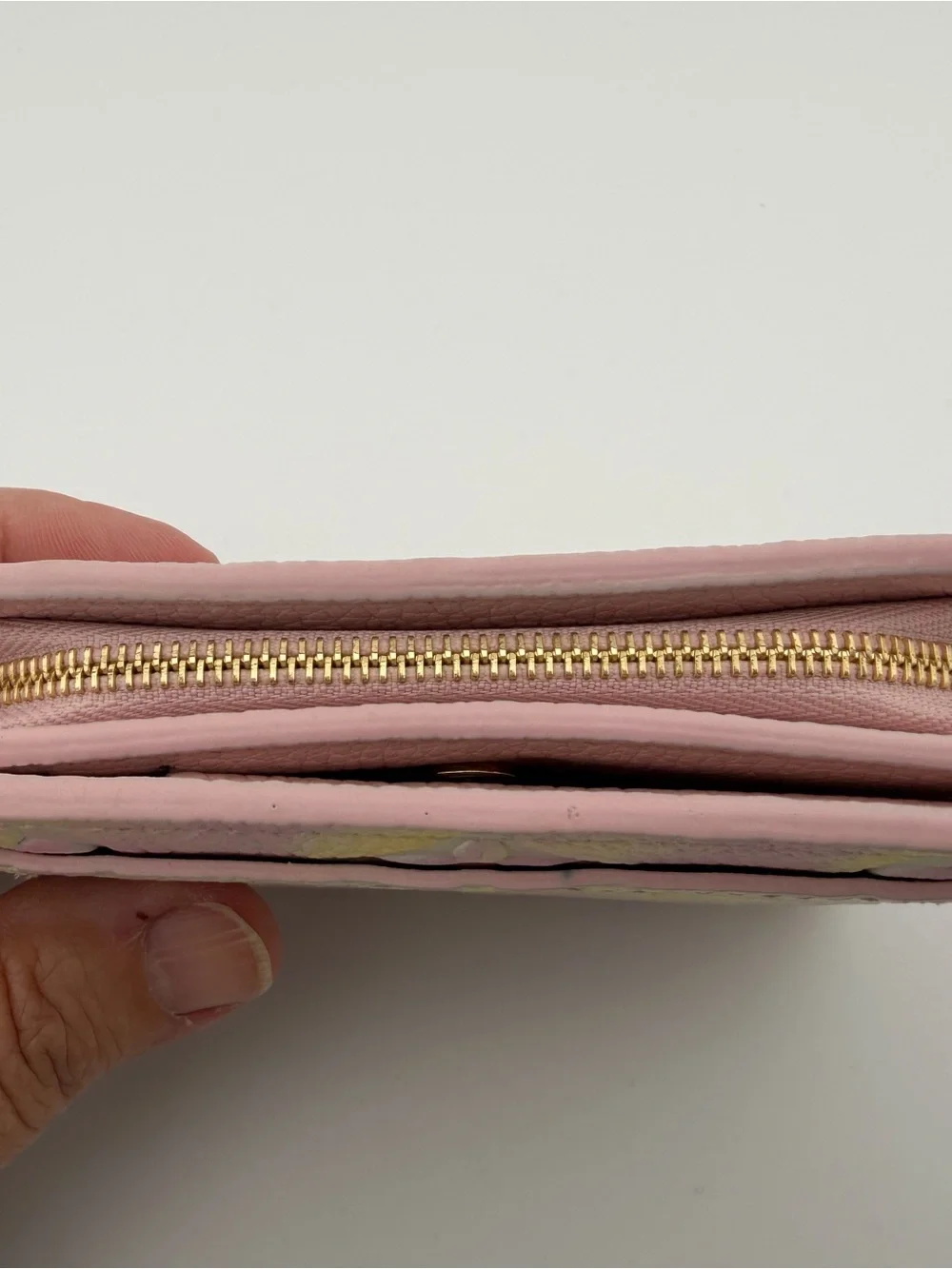 AUTHENTIC Louis Vuitton Pink Stardust Clea Embossed Monogram Compact Wallet
